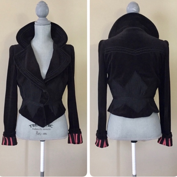 Rare vintage black velvet cropped blazer - Picture 6 of 8